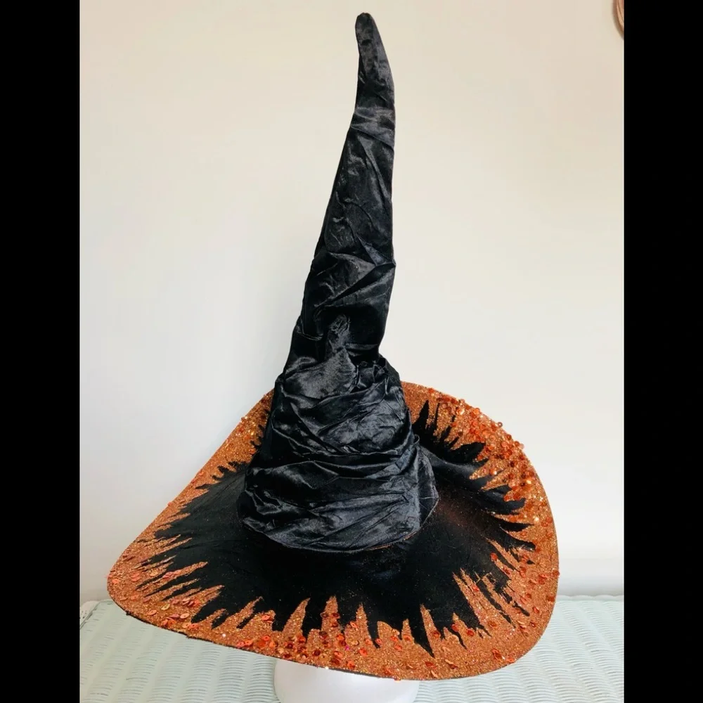 witch hat Black leaf crown glimmering orange tone brim top/under 18